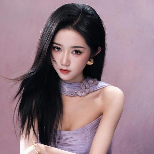 Nhạc Vũ Đình - 岳雨婷