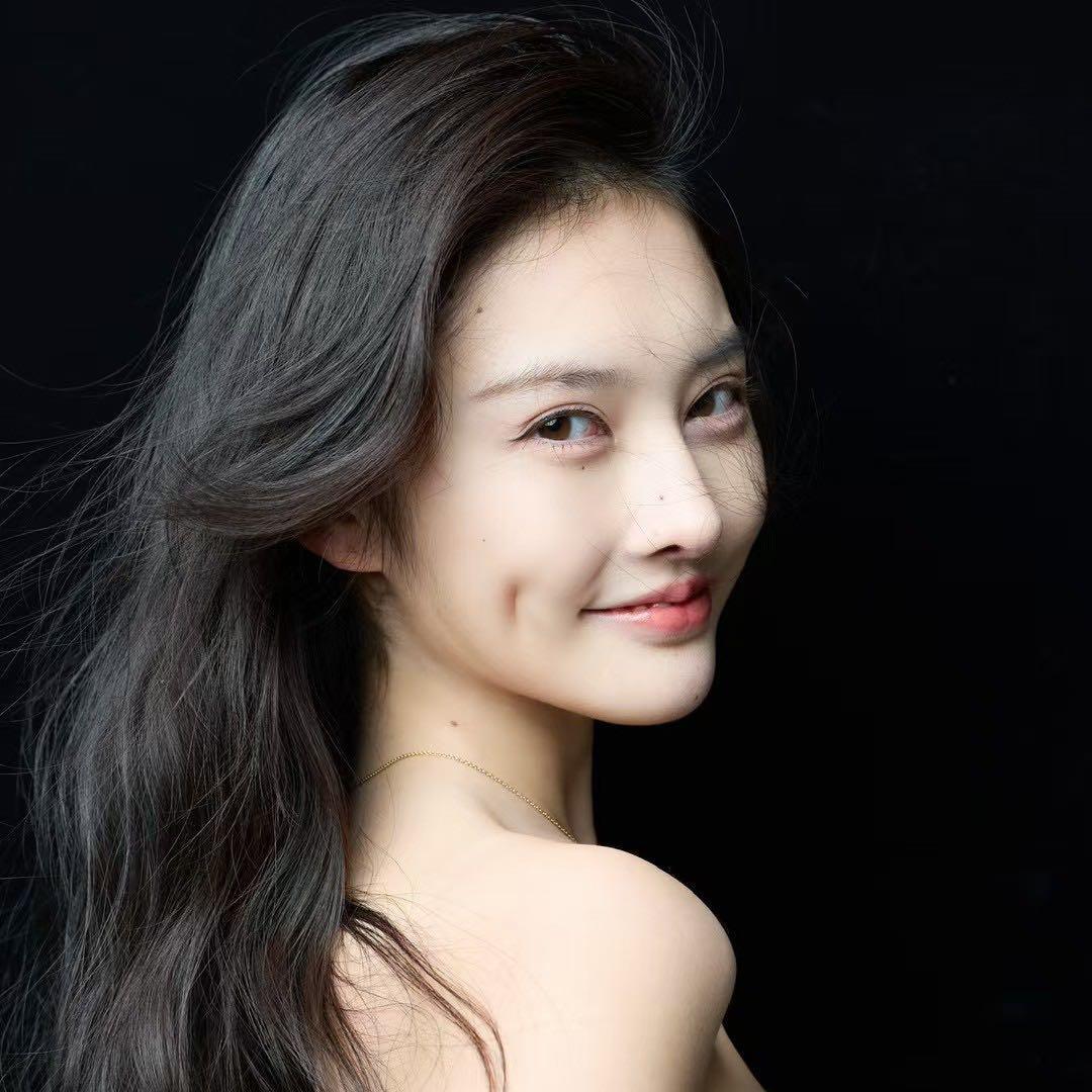 Diệp Tĩnh Đình - 叶静婷