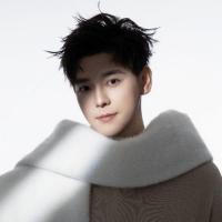 Viên Chí Dĩnh - 袁志颖