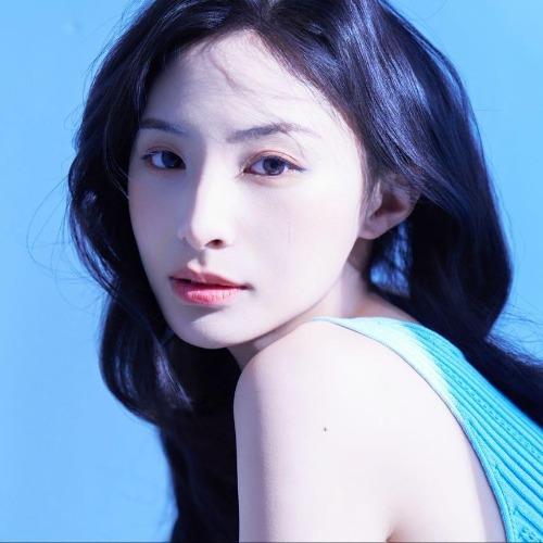 Tần Dĩnh - 沁颖