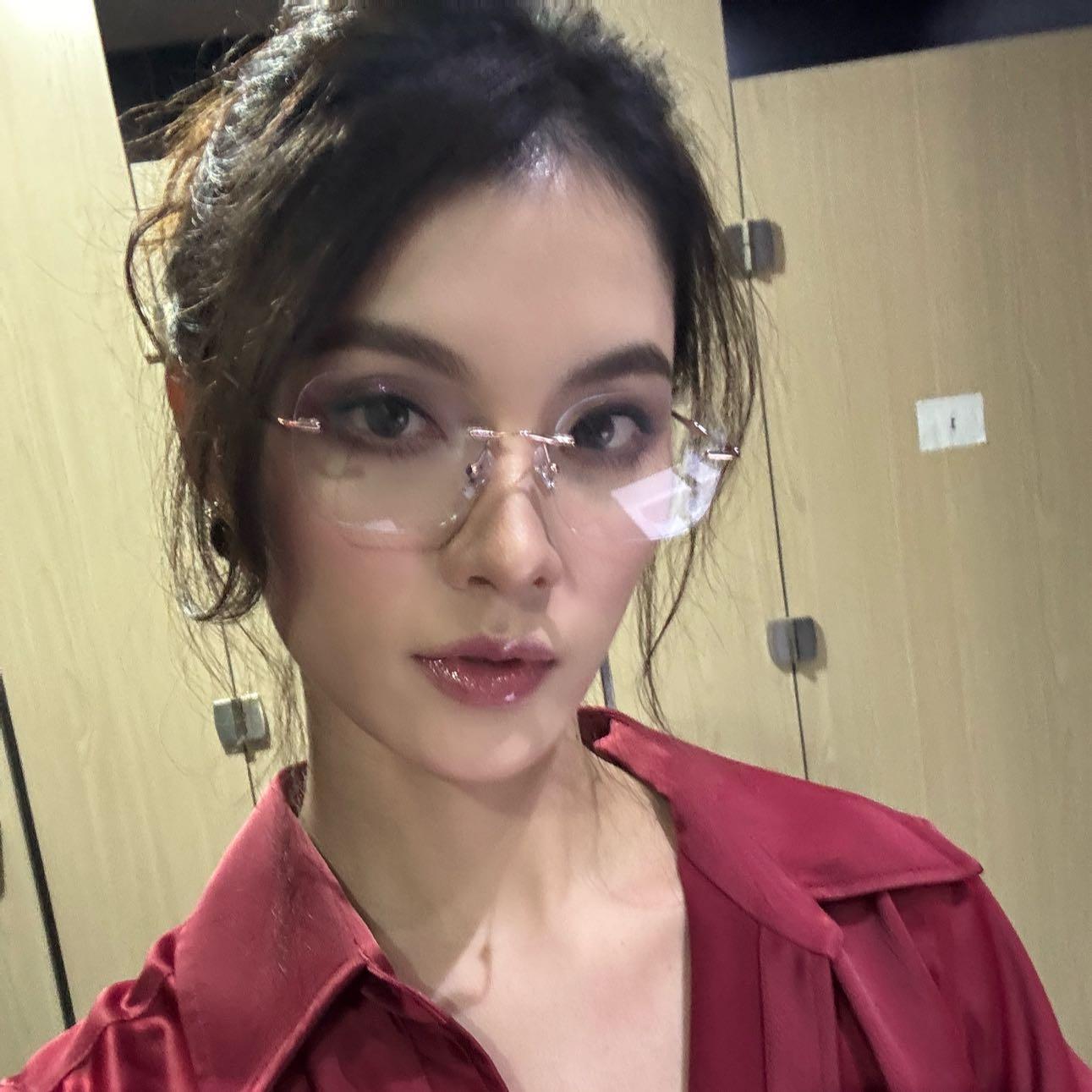 Tư Giai - 斯佳