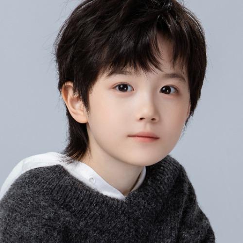 Lý Tư Hiền - 李思贤