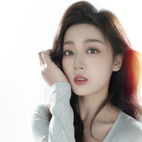 Trương Uyển Lâm - 张婉琳