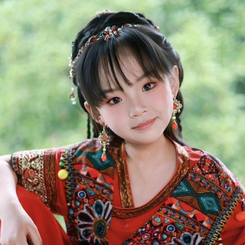 Toàn Chỉ Nhiễm - 全芷冉