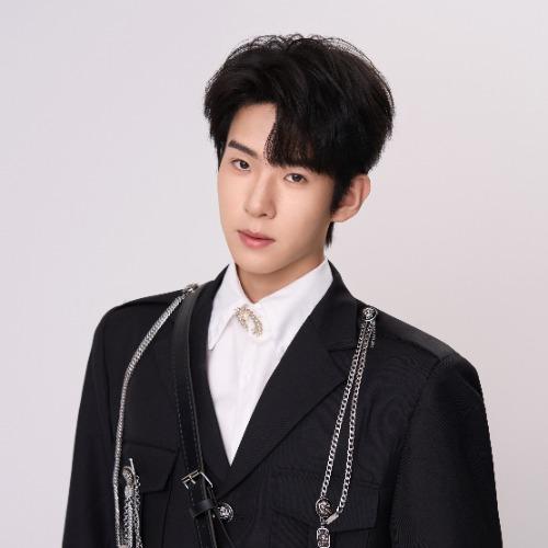 Trần Triển Bác - 陈展博