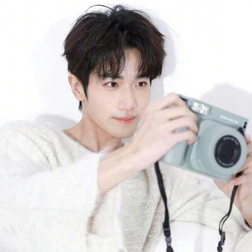 Vương Quân Hạo - 王钧浩