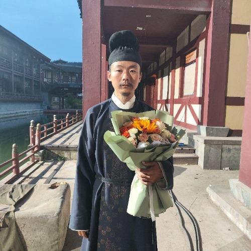 Sử Gia Nhuận - 史佳润