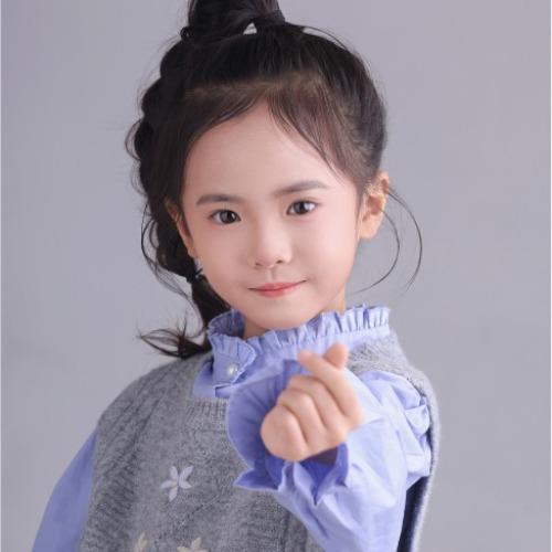 Vệ La Y - 卫洛伊