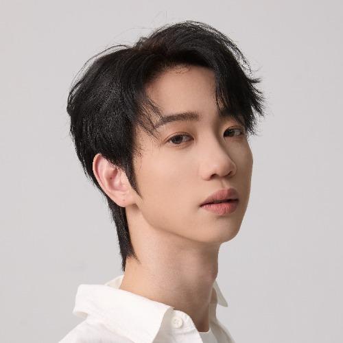 Phạm Trạch Vũ - 范泽宇