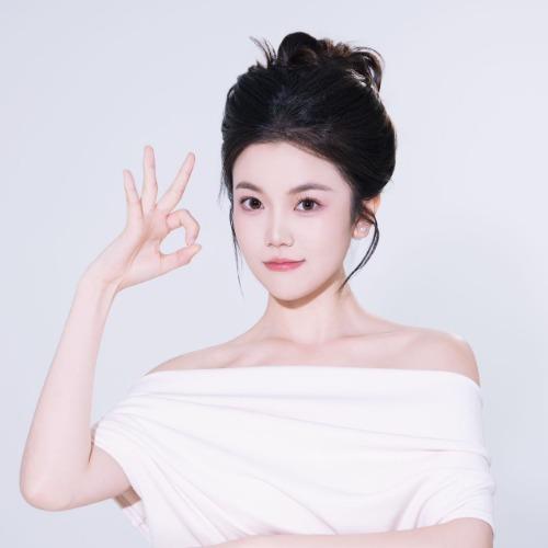 Khâu Đồng - 邱彤