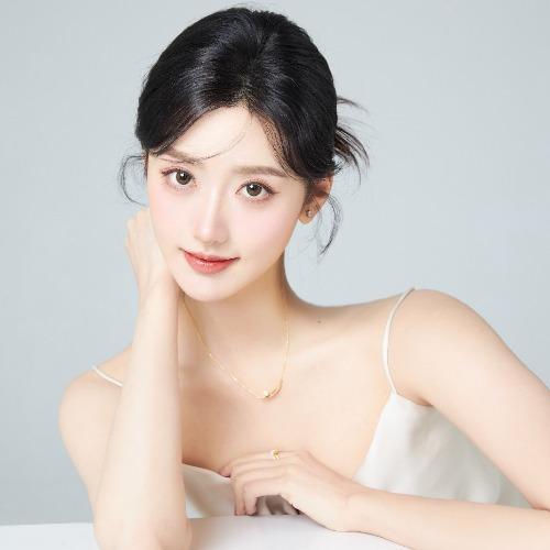 Uất Thông - 郁葱