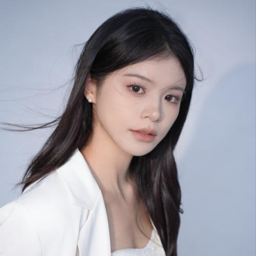 Lợi Lợi Thi - 利莉施