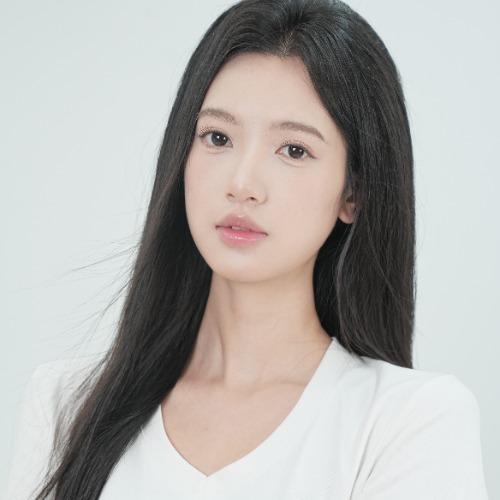 Ngô Phi Tuyết - 吴飞雪