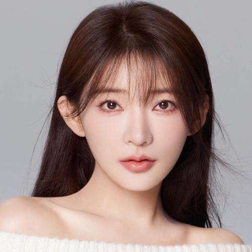 Dương Y Mặc - 杨伊墨