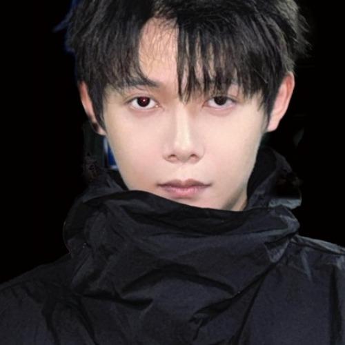 Vương Nghị Thâm - 王镱深