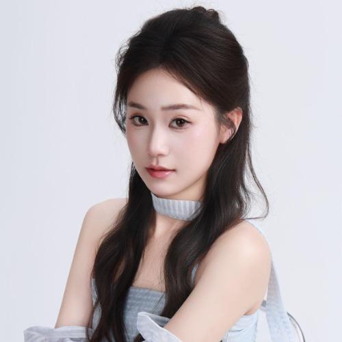 Khúc Hạnh - 曲杏