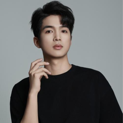 Vương Văn Hiên - 王文轩