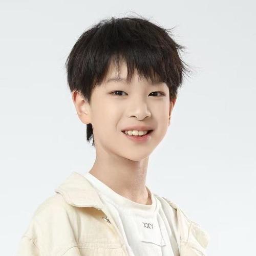 Hồ Tuấn Văn - 胡峻闻