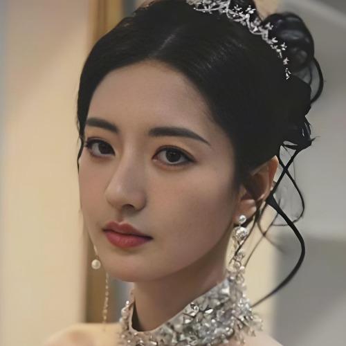 Trương Gia Di - 张嘉怡