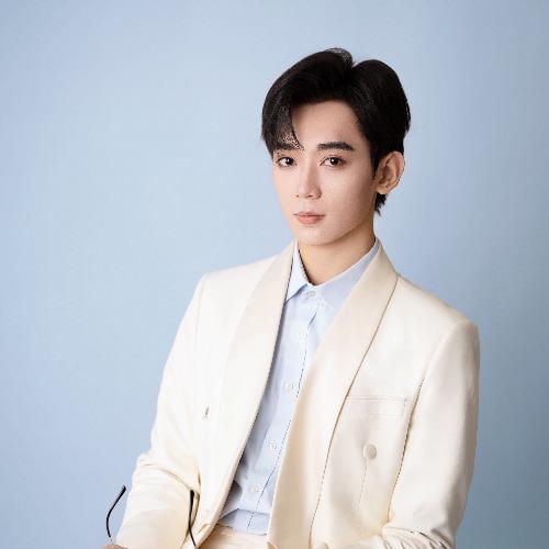 Ân Dụ Phong - 殷裕峰