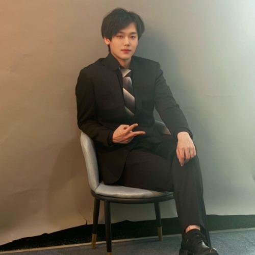 Bát Trọng Hải - 八重海