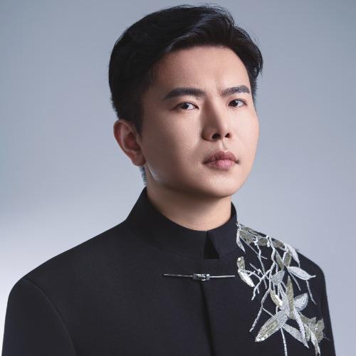 Cao Đại Thụ - 高大树