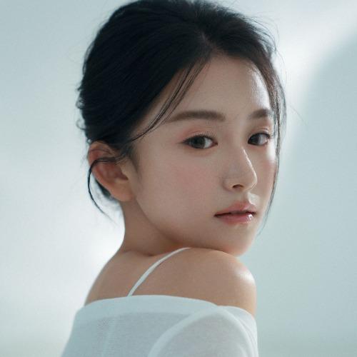 Cao Lâm Lâm - 高琳琳