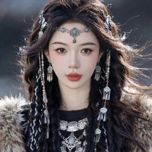 Điền Hi Văn - 田熙雯