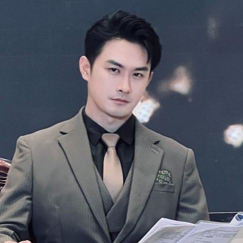 Điền Tỉnh Dương - 田井阳