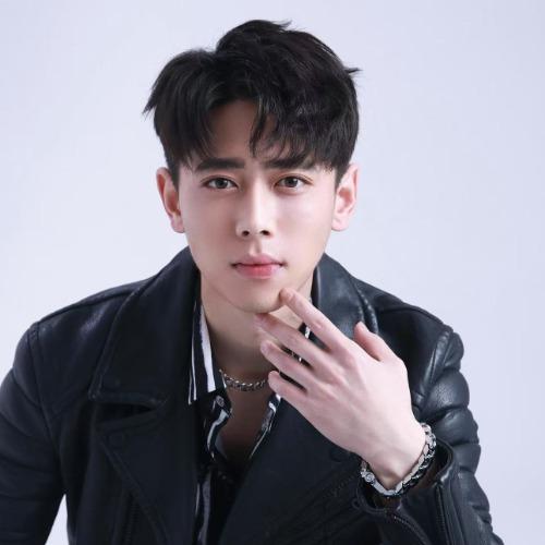 Doãn Nhất Bác - 尹一博