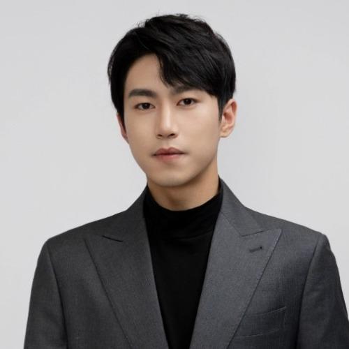 Đổng Giai Sâm - 董佳森