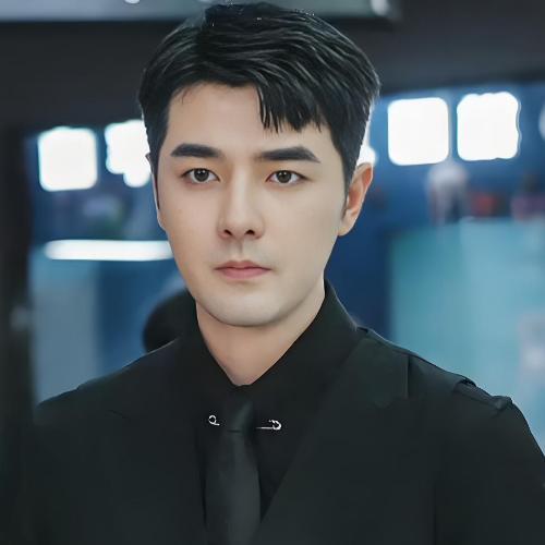 Đổng Tinh Thần - 董星辰