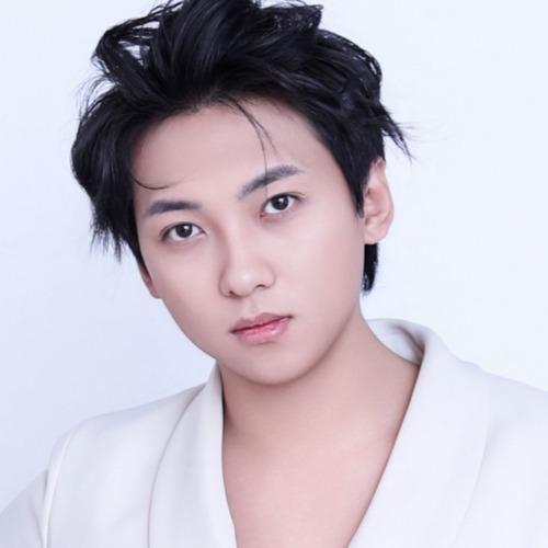 Đổng Vũ Trạch - 董宇泽