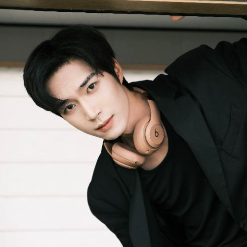 Dư Huyền - 余弦