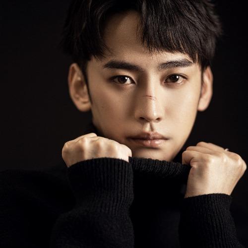 Hàn Nghệ Bác - 韩艺博