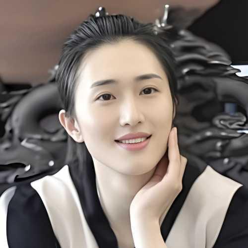 Hồ Thanh Hinh - 胡清馨