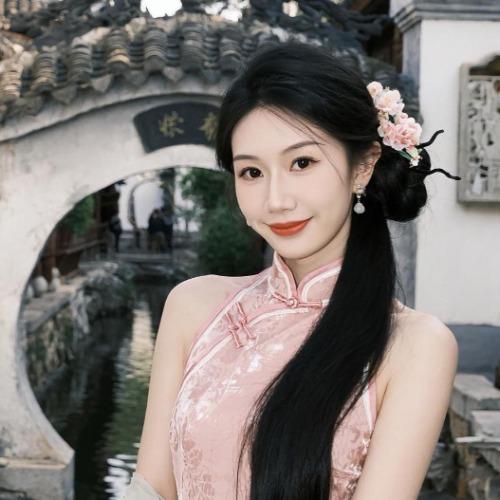 Hồ Vũ Hàm - 胡雨涵