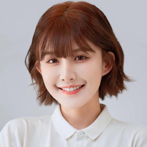 Hoàng Noãn Noãn - 黄暖暖