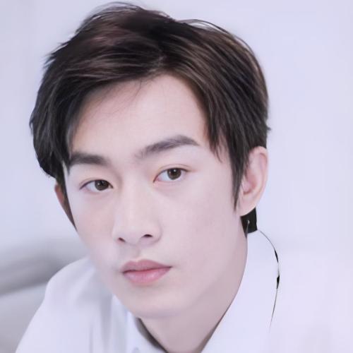 Hoàng Thánh Huy - 黄圣辉