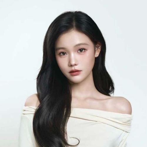 Hướng Vân Thi - 向云茜