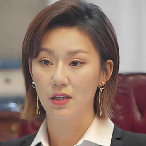 Lâm Giai Giai - 林佳嘉