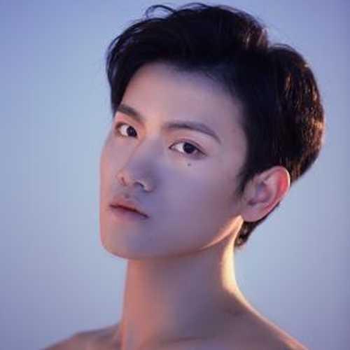 Lâm Tuấn Tâm - 林骏心