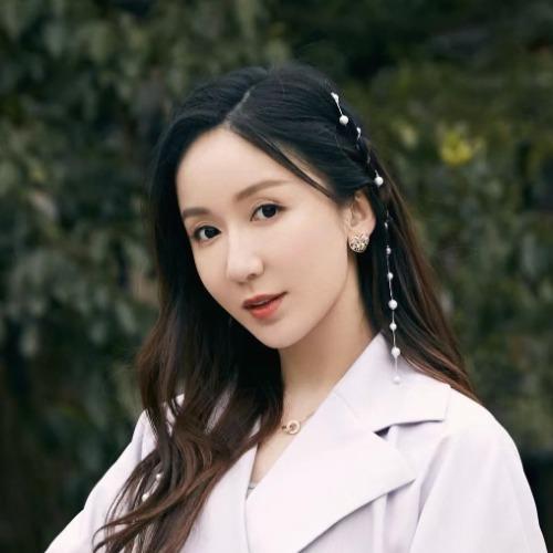 Lâu Nghệ Tiêu - 娄艺潇