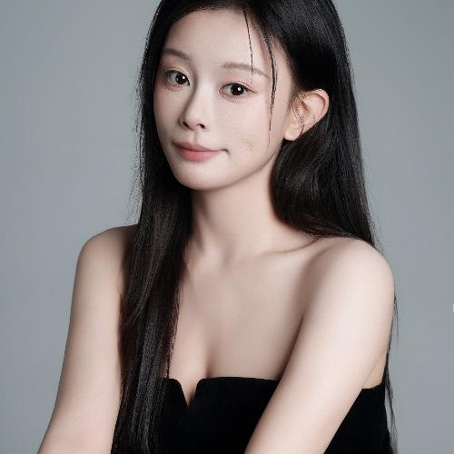 Lục Thư Hàm - 陆姝含