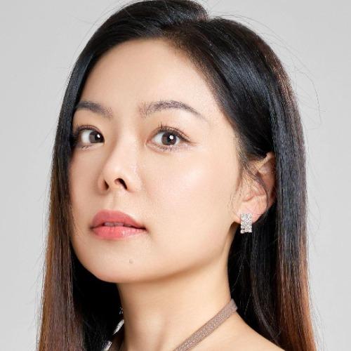 Lương Quân Giai - 梁鋆佳