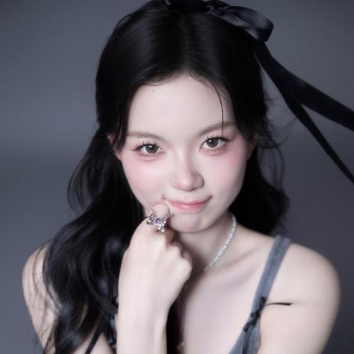 Lưu Hân Di - 刘欣怡