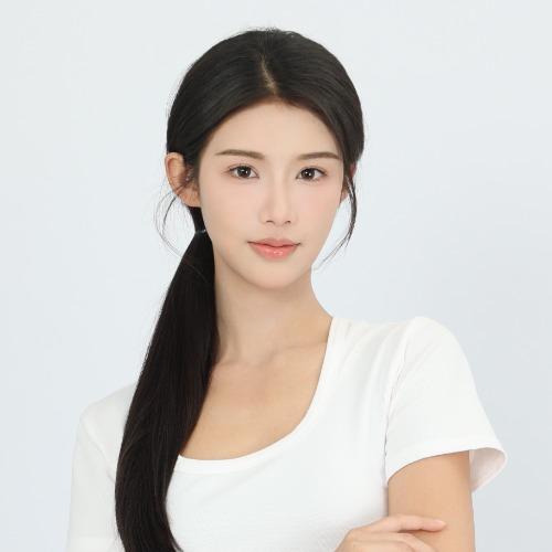 Lý Khả Hân - 李可馨