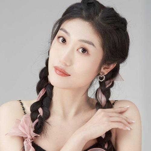 Lý Thanh Linh - 李清铃