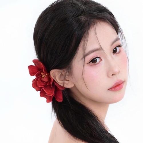 Lý Tư Khuynh - 李思倾