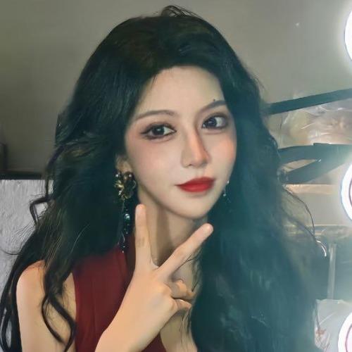 Lý Y Lâm - 李伊琳